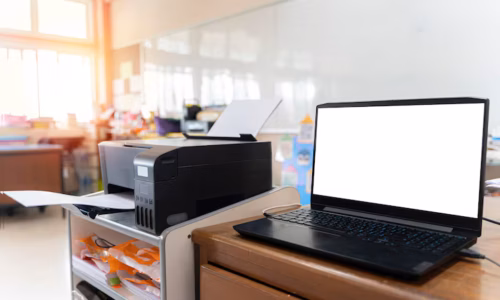 printer-computer-interior-school-classroom-wooden-floor-desks-concept-education-learning_43780-7673